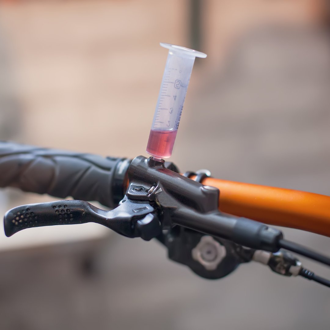 Brake bleeding process and recommendations - Cykel Rack